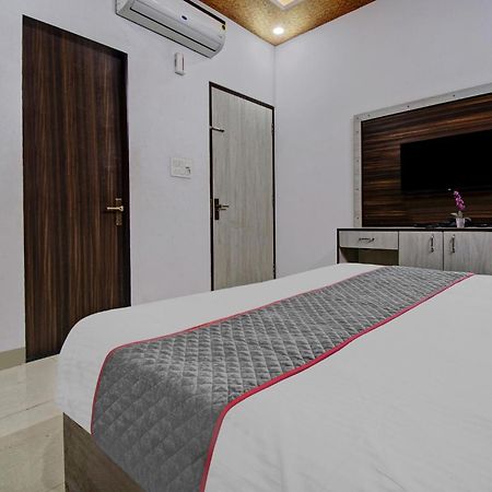 Townhouse The Lotus Hotel Jaipur Bagian luar foto